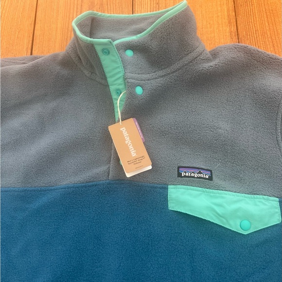 Patagonia Lightweight Synchilla Snap-T Fleece Pullover - Picture 4 of 4